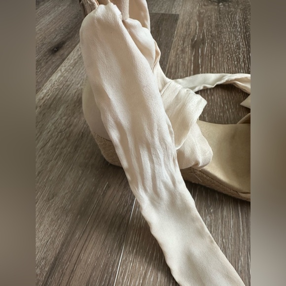 UGG Cream Espadrille Sandals - Picture 8 of 16
